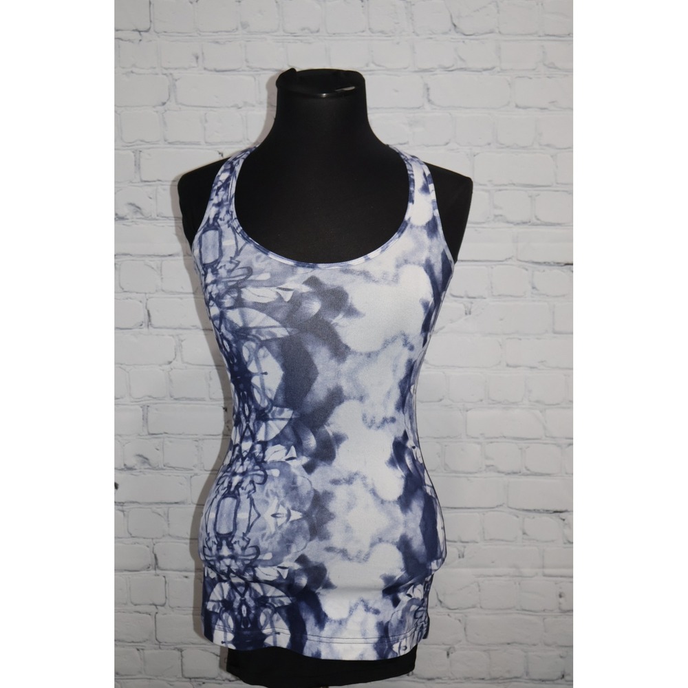 Lululemon Tank Top Womens Medium Blue White Tie Dye Racerback Scoop Neck Shirt
